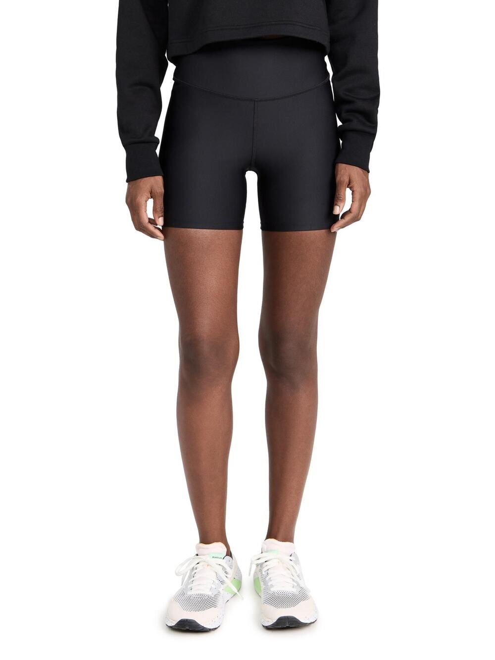Alo Yoga Airlift Energy 5 in Shorts - Women's